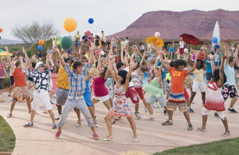 The cast dancing in High School Musical 2
