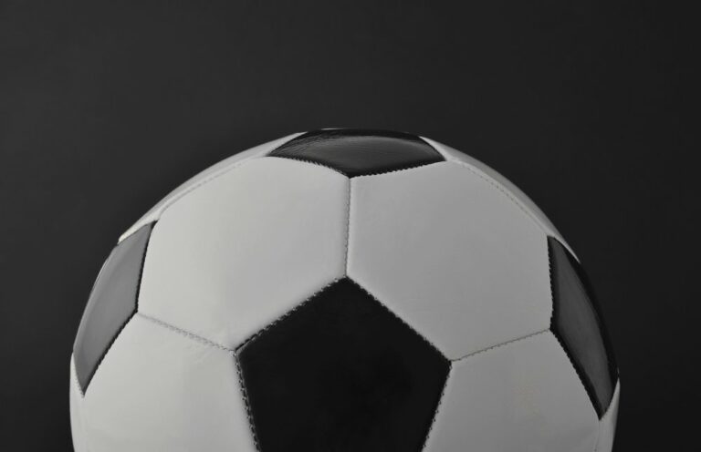 A picture of a football. Nowt else to see here.