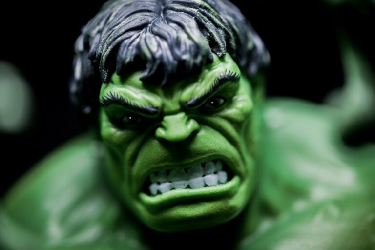 Hulk figure