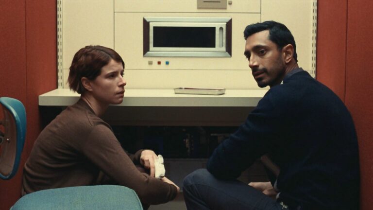 jessie buckley and riz ahmed in fingernails
